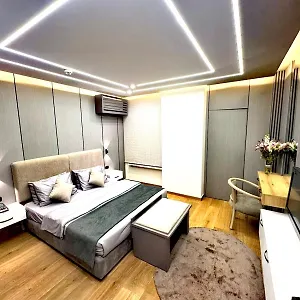 **** Hotel Queens Liban
